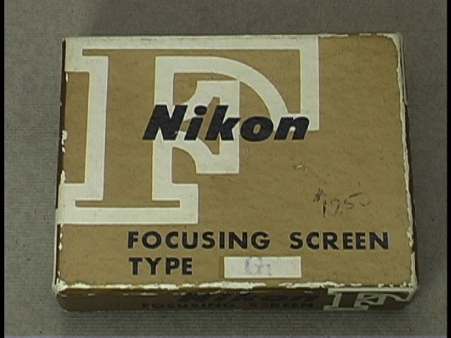 nikon_screen_f_g1_box_1.jpg